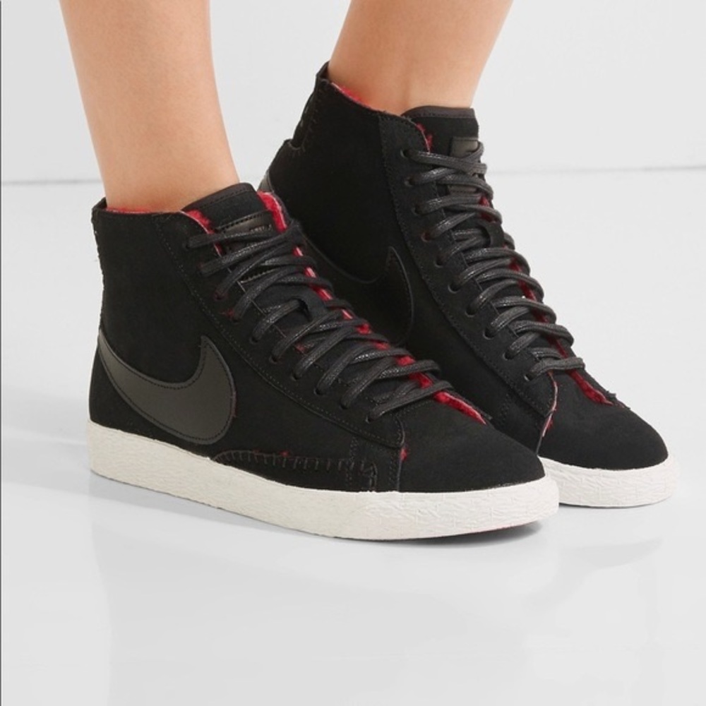 Nike Blazer Mid Suede Shearling Lined High Top Sneaker Black Size 9.5